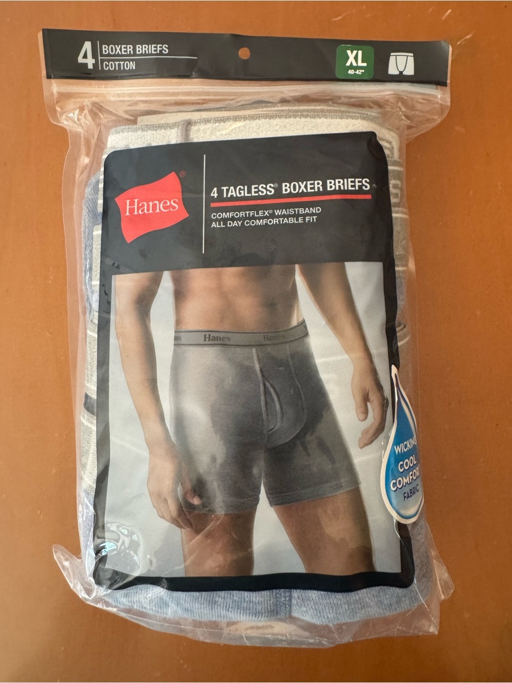 New in Package Hanes Men’s 4-Pack Tagless Boxer Briefs - XL